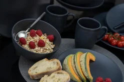 CreaTable Geschirr-Frühstücksteller Soft Touch Ø 21 cm Schwarz