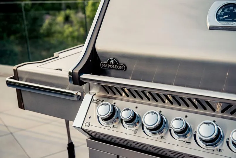 Napoleon Napoleon Grills & Grillzubehör-Gasgrill Prestige Pro™ 665 Silber