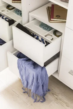 Kleiderschrank Kira, 135 x 205 cm<Paidi Hot