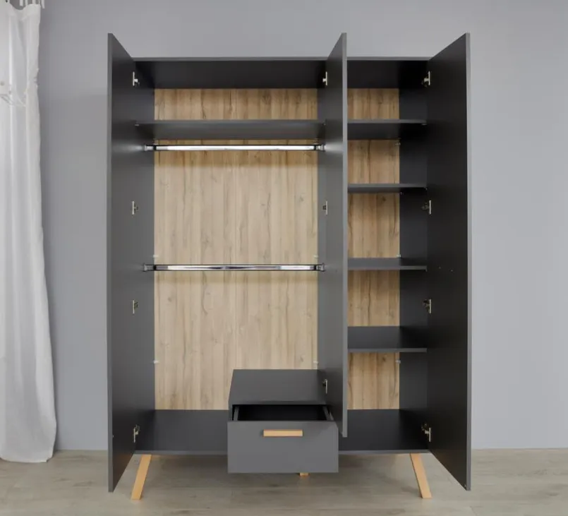 Kleiderschrank Mats 130 x 190 cm<trendteam Hot