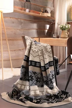 Kuscheldecke Winter Braid 150 x 200 cm<Biederlack New