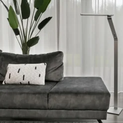 Steinhauer Stehlampen-LED-Stehlampe Serenade Silber
