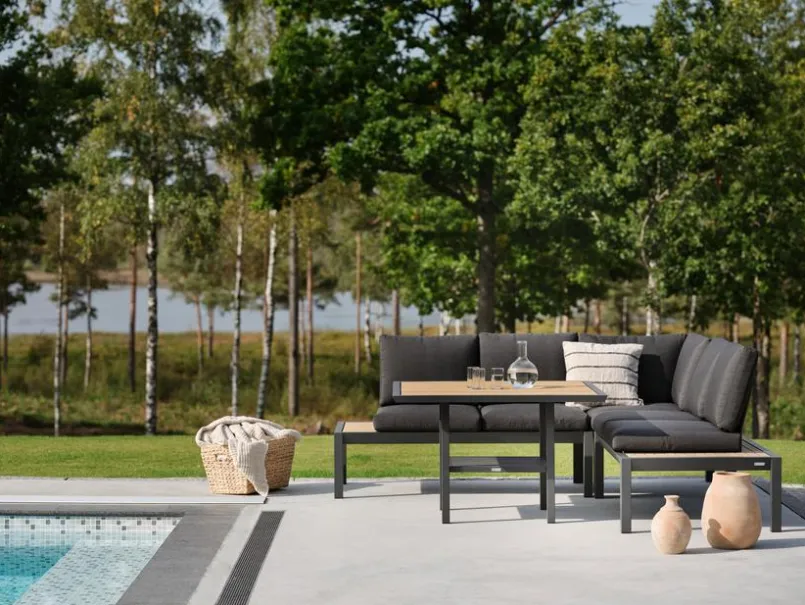 Loungetisch Elora 110 x 110 cm<Brafab Hot