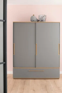 Schiebetürenschrank Sten<Paidi Hot