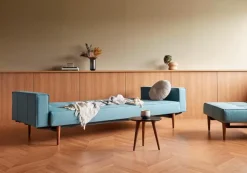 Schlafsofas|Schlafsofas|INNOVATION LIVING Schlafsofa mit Armlehnen Splitback Styletto dunkel Light Blue