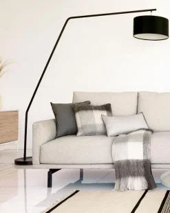Kave Home Stehlampen-Stehlampe Ciana Schwarz