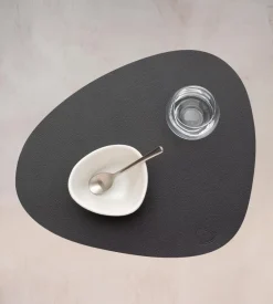 Tischwäsche|Tischwäsche|LINDDNA Tischset Serene M Curve Schwarz